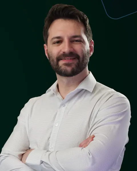 Retrato de Bruno Londero, professor de Cirurgia Geral do CeiscMed